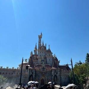 Meet your Posher, Clarissa